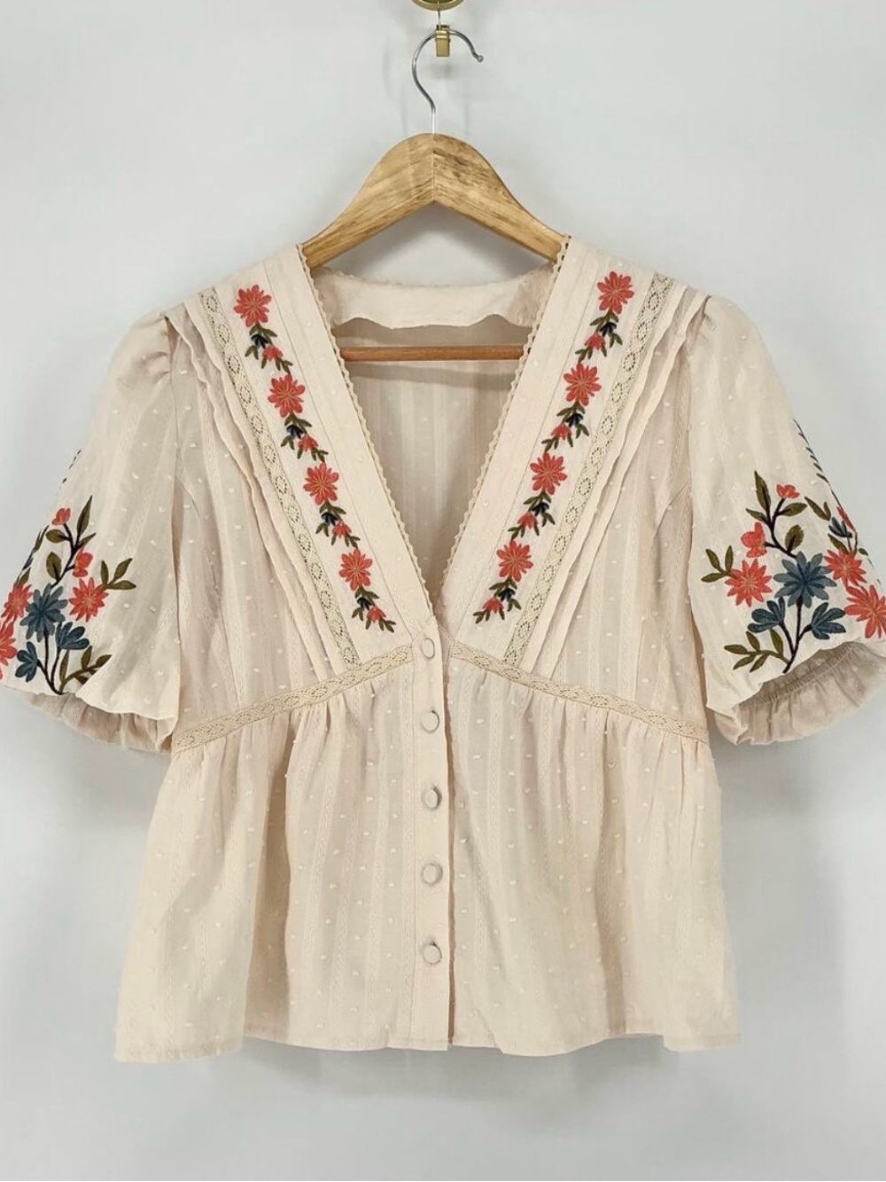 Women M Embroidered Floral Blouse Cream Swiss Dot Puff Sleeve Boho